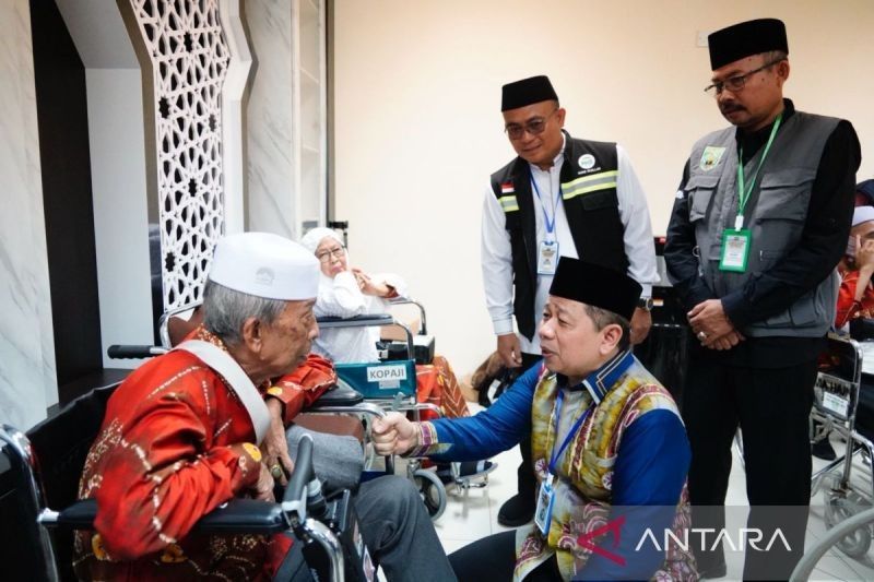 Jamaah Haji Kloter 07 Embarkasi Banjarmasin Berangkat ke Tanah Suci