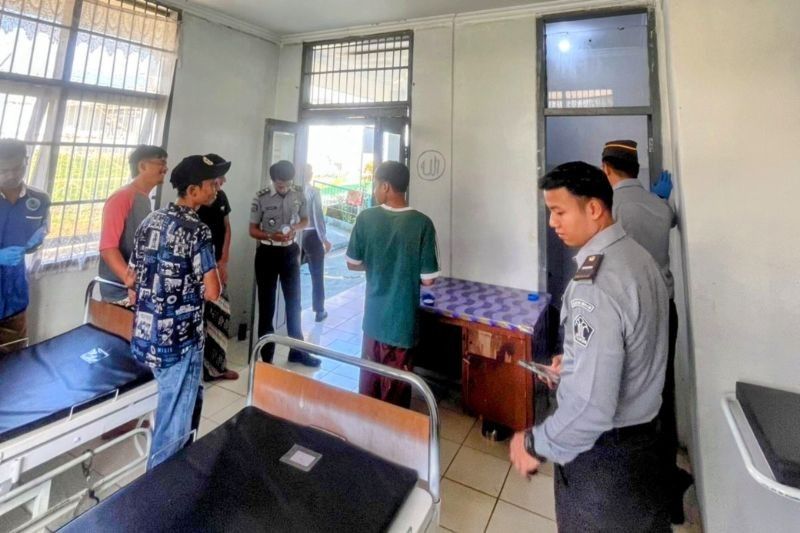 Lapas Bukittinggi Lakukan Tes Urine Rutin, 20 Warga Binaan Negatif Narkoba
