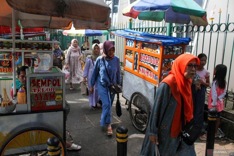 DPRD DKI Desak Pemprov Perbaiki Kualitas Trotoar, Anggaran Rp329,9 Miliar Disiapkan