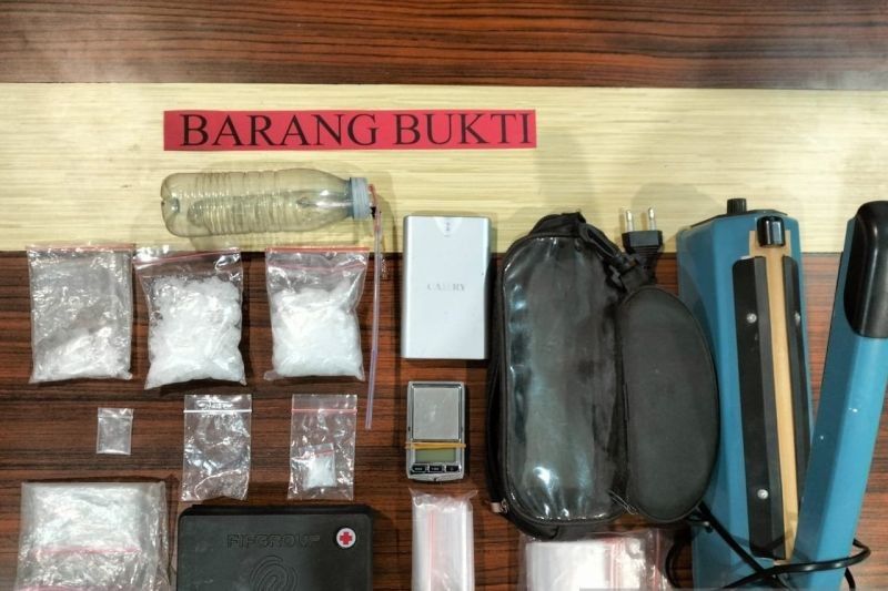Polres Kolaka Tangkap Dua Pengedar Sabu di Wundulako