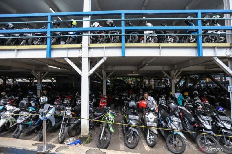 Pemprov DKI Jakarta Kajian Lokasi Pembangunan Fasilitas Parkir untuk Atasi Kemacetan