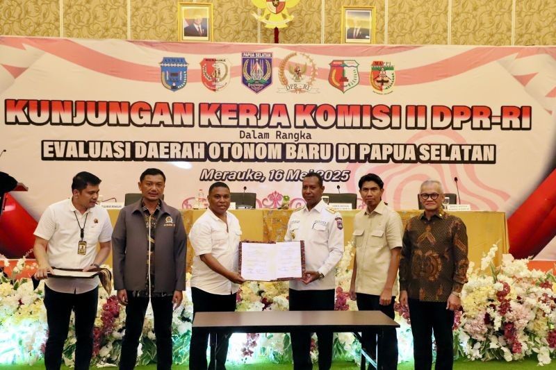 DPR dan Kemendagri Tinjau Pembangunan Papua Selatan: Komitmen Majukan DOB
