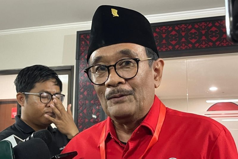 Djarot Santai Wacana Jokowi Jadi Ketum PSI: Itu Urusan Internal Partai