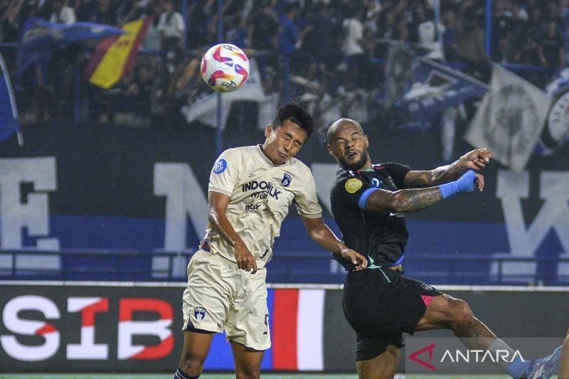 Drama Laga Persita vs Persib: Imbang 2-2 dalam Pertandingan Sengit