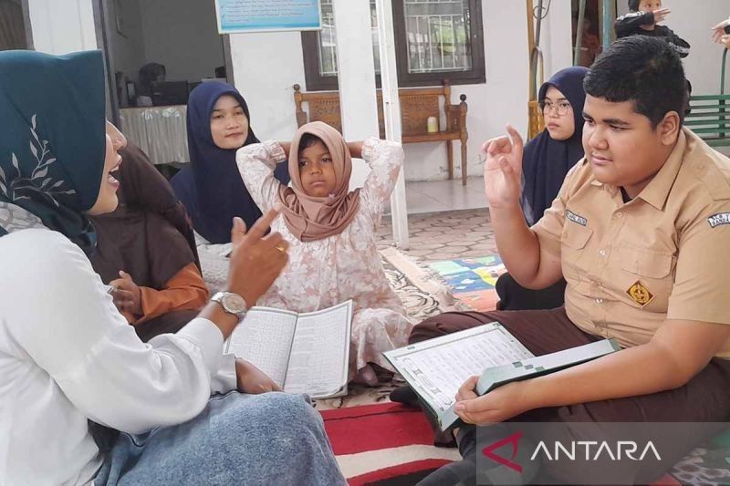 SLB di Aceh: Mengajarkan Al-Quran dengan Bahasa Isyarat, Memberdayakan Siswa Tunarungu