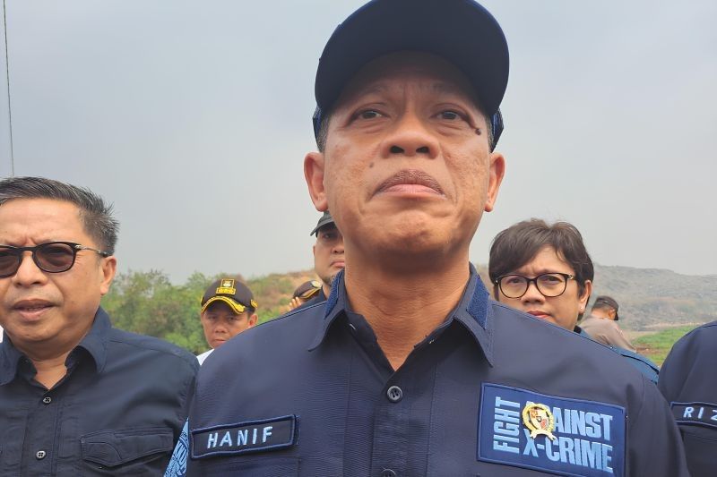 Menteri LH Panggil Pejabat Tangerang Terkait Pencemaran Kali Cirarab