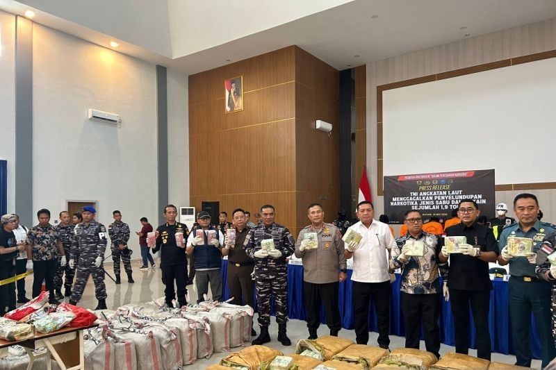 TNI AL Gagalkan Penyelundupan 1,9 Ton Narkotika di Kepri: Kolaborasi Antar Lembaga Berhasil Ungkap Jaringan Internasional