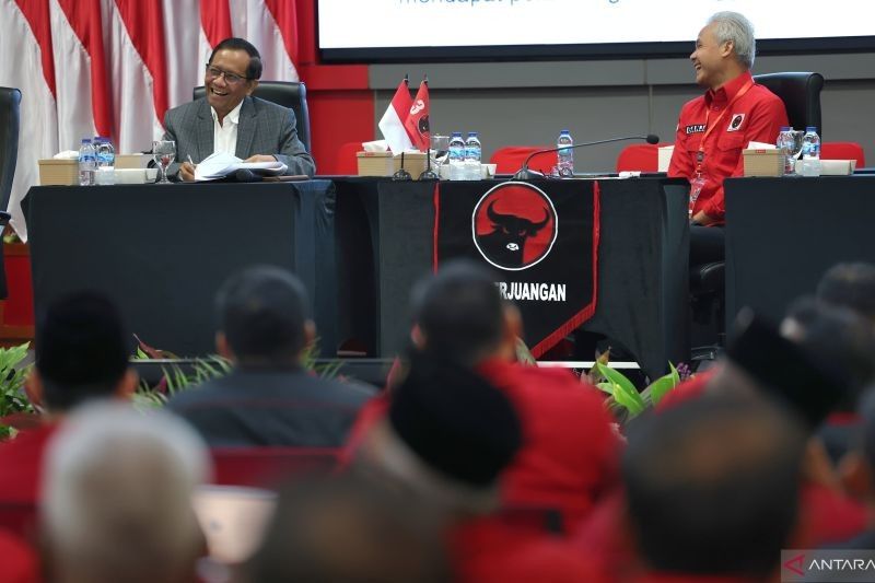 Mahfud MD Ingatkan Kepala Daerah: Waspada Jebakan Korupsi!