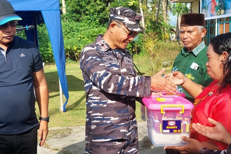 Lantamal XIV Sorong Gelar Cek Kesehatan Gratis di Pulau Ram, Wujud Kepedulian TNI AL