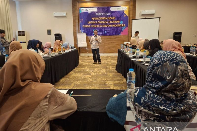 Migrant Care Jember Berdayakan Purna PMI lewat Workshop Manajemen Bisnis