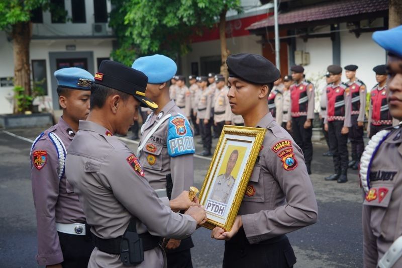 Oknum Polisi di Ponorogo Diberhentikan Tidak Hormat karena Indisipliner