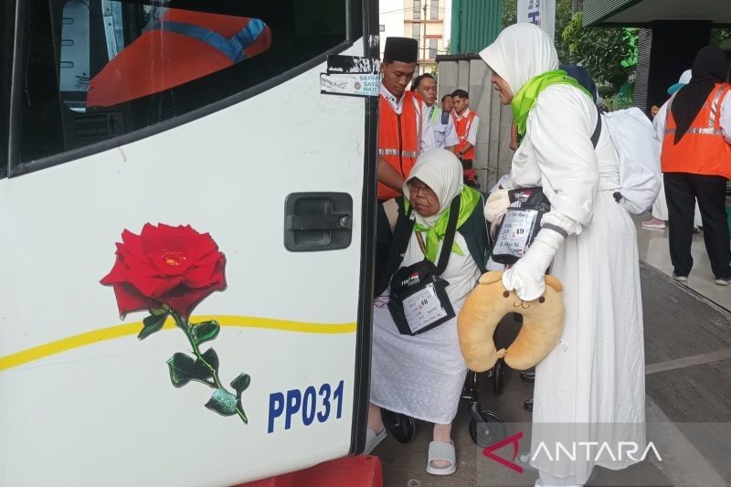 PPIH Surabaya Sesuaikan Kloter Jamaah Haji dengan Syarikah, Optimalkan Pelayanan di Tanah Suci