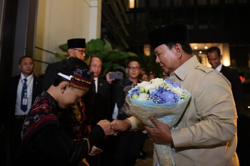 Prabowo Subianto Disambut Hangat Diaspora Indonesia di Bangkok