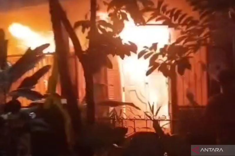 Kebakaran Rumah di Kebon Jeruk, Jakarta Barat: Kerugian Mencapai Rp120 Juta
