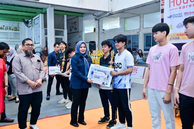 Wagub Sulsel Dorong Pemuda Raih Prestasi Menuju Indonesia Emas 2045