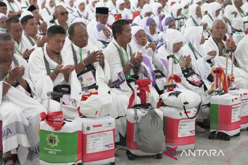 5.019 Calon Haji Embarkasi Medan Berangkat ke Tanah Suci