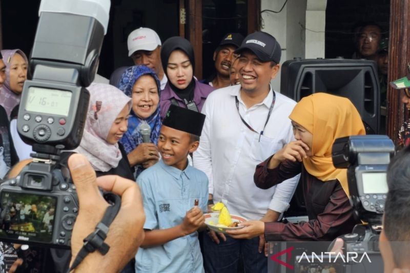 Khofifah Wujudkan Mimpi Nanda: Pelajar SD Asal Malang Kini Miliki Sapi!