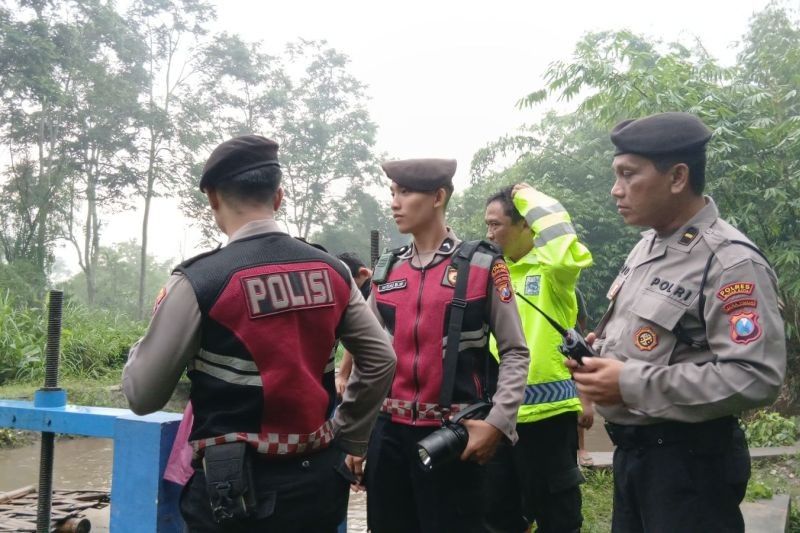 Balita Hanyut di Saluran Air Blitar, Pencarian Dilanjutkan Esok Hari