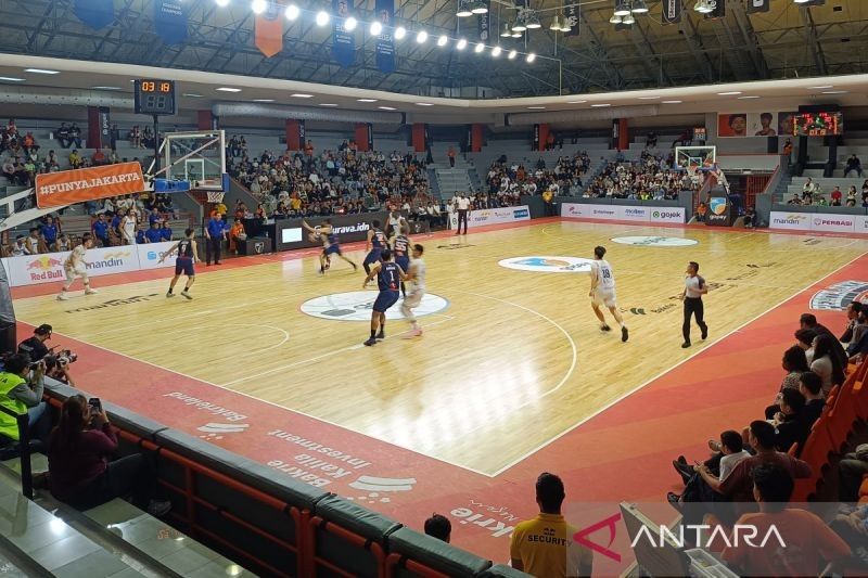 Pelita Jaya Hancurkan Rajawali Medan 92-59 di IBL 2025