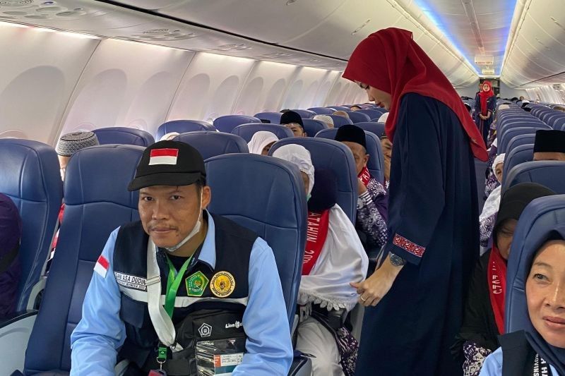 Lion Air Sukses Terbangkan 1.644 Jemaah Haji Bengkulu dengan Boeing 737-900ER