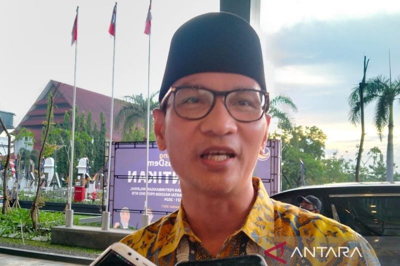 Mohan Roliskana Persilakan Wagub NTB Maju Sebagai Ketua Golkar NTB