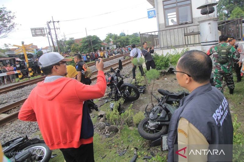 Identitas Korban Kecelakaan KA Malioboro Ekspres Terungkap, Polisi Lakukan Investigasi Mendalam!