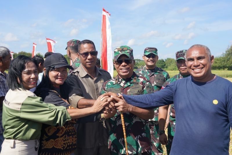 Pemkab Kupang Apresiasi Kontribusi Positif TNI AD dalam Sektor Pertanian