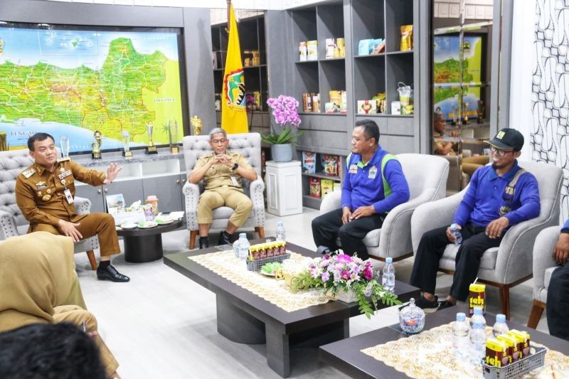 Gubernur Jateng: Penjaga Pintu Air Ujung Tombak Swasembada Pangan, Kesejahteraan Harus Diperhatikan!