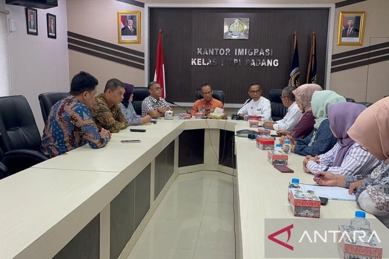 Pemkab Solok Permudah Pembuatan Paspor dengan Layanan di Mal Pelayanan Publik