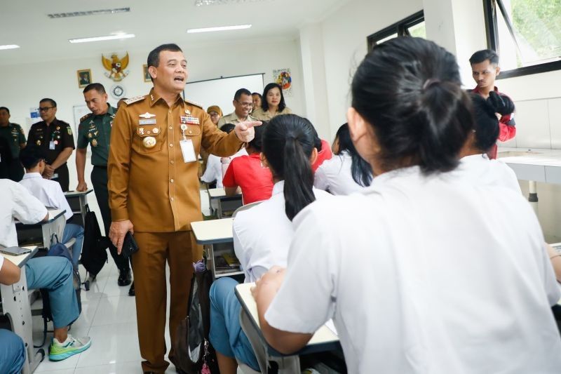 Terobosan Pendidikan Jateng: Siswa Miskin Gratis Sekolah di 139 SMA/SMK Swasta