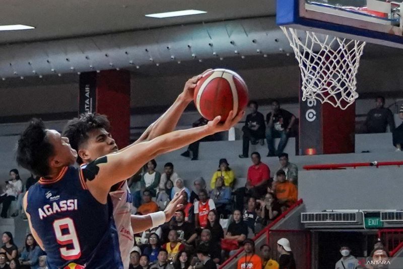 Sapu Bersih Laga, Pelita Jaya Kembali Puncaki Klasemen IBL 2025!