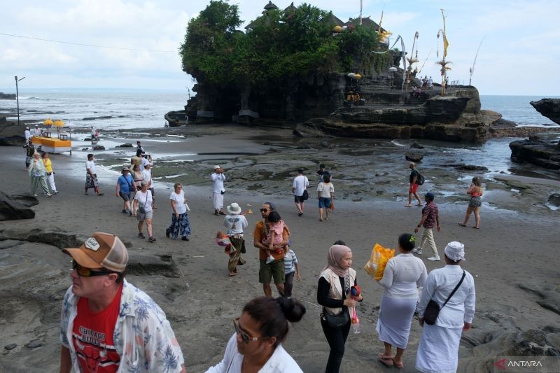 Pariwisata Berkelanjutan: Kunci Atasi Tantangan Global Sektor Wisata Indonesia