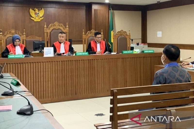Eks Ketua PN Surabaya Didakwa Terima Suap Rp541 Juta Terkait Pengondisian Perkara