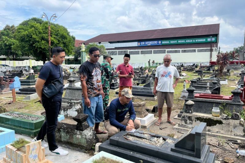 Bupati Bantul Anggap Pengrusakan Makam Sebagai Tindakan Kriminal yang Tidak Logis