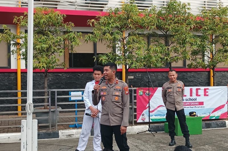 Cegah Kriminalitas, Polisi Sambangi 20 Sekolah di Kelapa Gading: Edukasi Pelajar!
