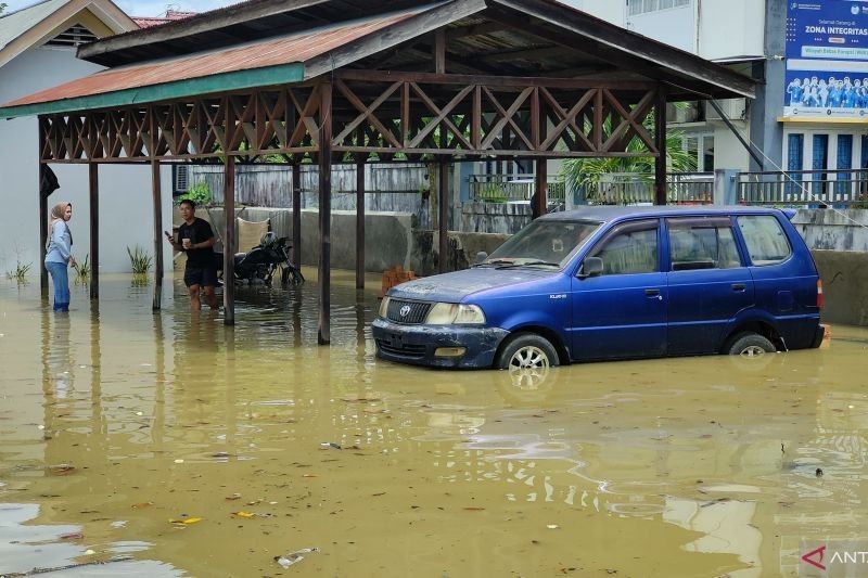 PLN Gerak Cepat Amankan Pasokan Listrik di Bulungan Akibat Banjir Luas