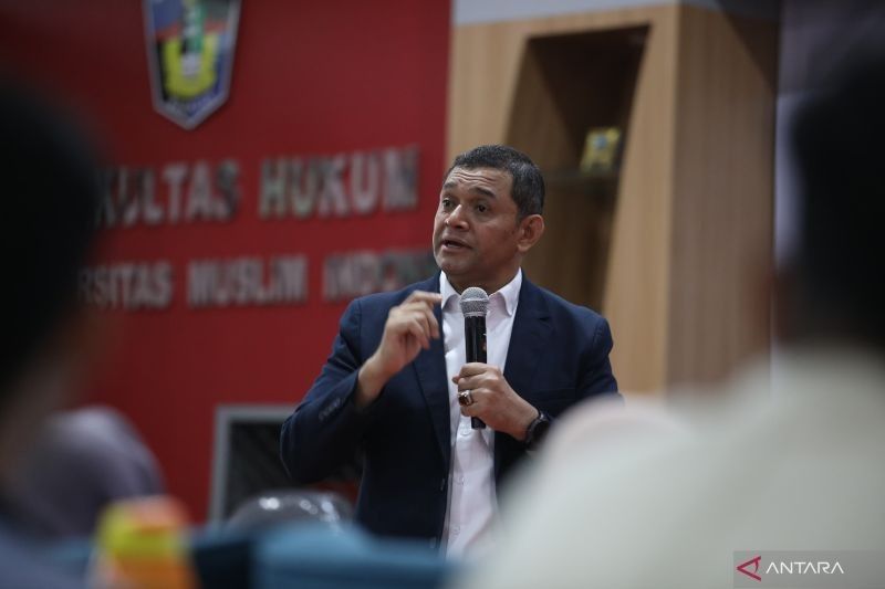 Fahri Bachmid Bekali Calon Advokat dengan Hukum Acara Konstitusi