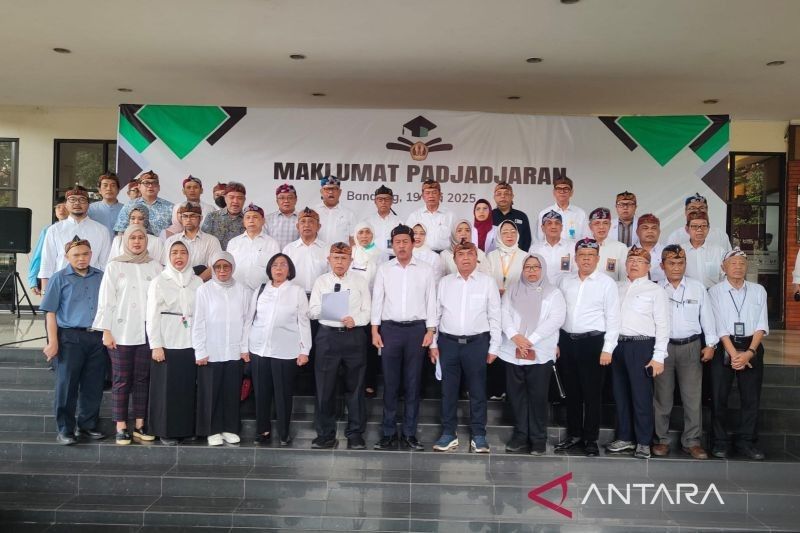 Guru Besar FK Unpad Kritik Kebijakan Kemenkes: Pendidikan Dokter Terancam Jadi Alat Kekuasaan!