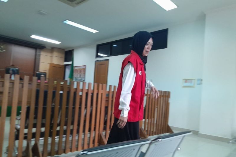 Paspampres Gadungan yang Coba Tipu Istri Mendes Dituntut 2,5 Tahun Penjara