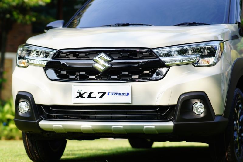 Penjualan Mobil Hybrid Suzuki Meroket, Kontribusi April 2025 Tembus 51 Persen!