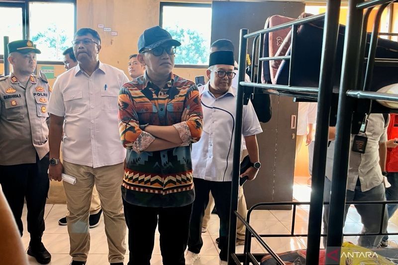 Miris! Menteri Karding Kecam Penampungan PMI Tak Layak: Jangan Perlakukan Mereka Seperti Hewan!