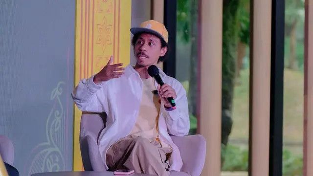 Lirik Lagu Lesung Pipi karya Raim Laode, Nyanyian Cinta yang Tulus dan Penerimaan Diri