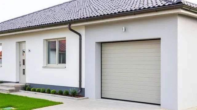 7 Desain Garasi Samping Rumah yang Sederhana dan Efisien, Ideal untuk Hunian Berukuran Kecil