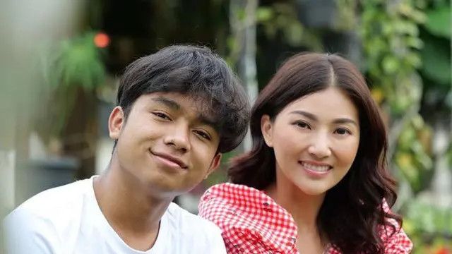 Sarwendah Dikabarkan Dekat dengan Giorgio Antonio, Benarkan Betrand Peto Tak Restui Hubungan Ibunya?