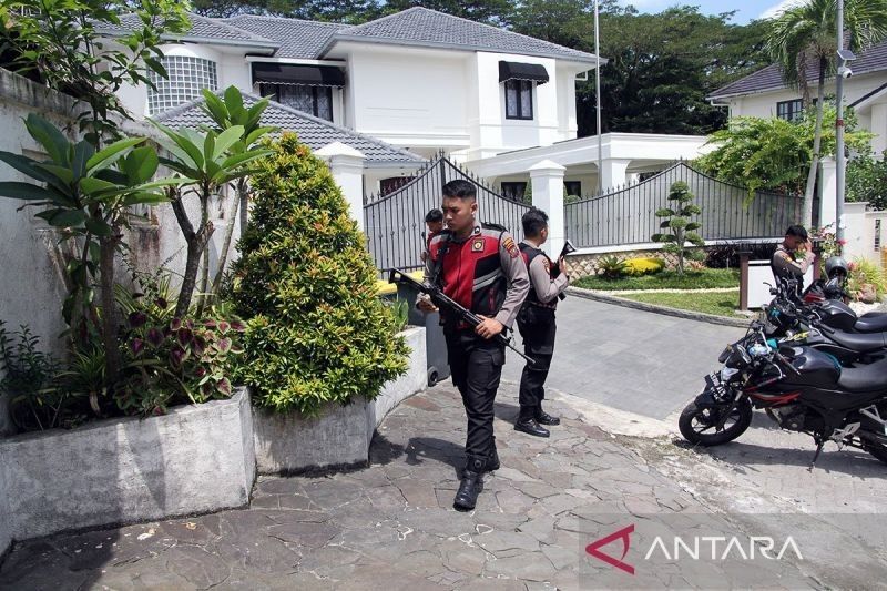 Terungkap! Istri Topan Ginting Dikonfirmasi KPK Soal Temuan Uang Rp2,8 Miliar dan Senjata Api