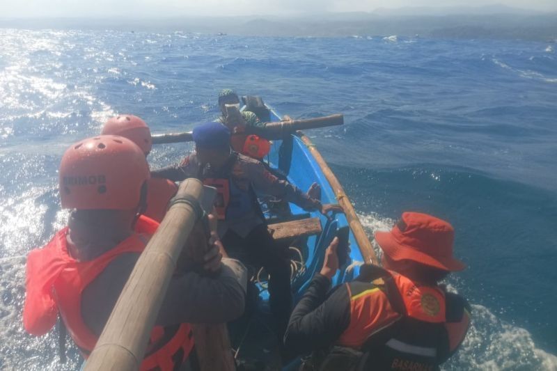 Tragis! Dua Mahasiswa Hilang Terseret Ombak di Zona Bahaya Pantai Garut, Padahal Sudah Ada Bendera Merah
