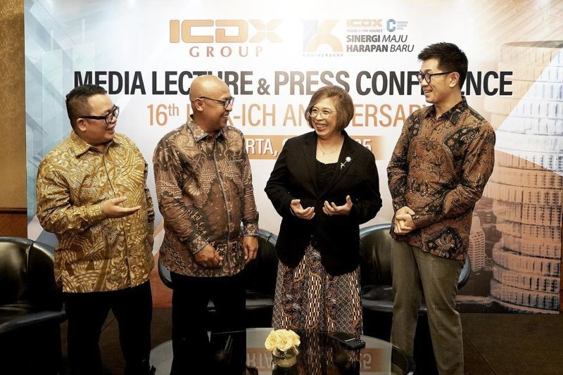 Fakta Unik: 3 Poin Penting OJK Disambut Positif Bursa Komoditi, Perkuat Pasar Derivatif ICDX