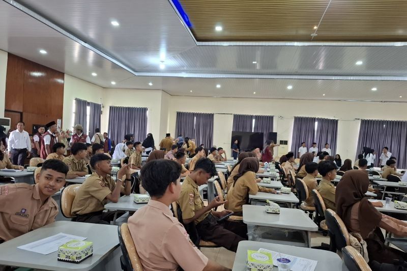 Wagub Lampung Minta Guru Sekolah Rakyat Bimbing Intens Siswa di Masa Transisi Asrama, Ternyata Ini Alasannya!