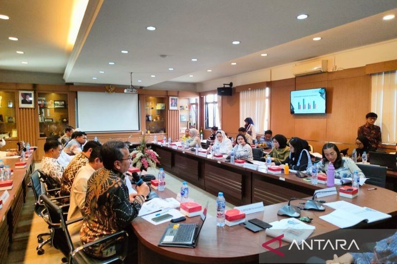 DPR Dorong Penguatan STT Tekstil Bandung: Kampus Vokasi Penopang Industri Tekstil Nasional dengan Lulusan 100% Terserap Kerja