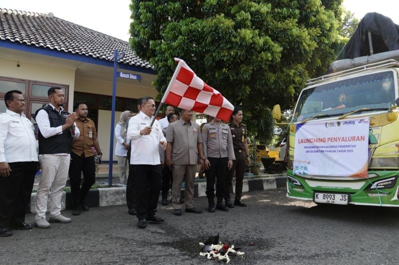Tahukah Anda? 119.000 Keluarga di Pati Terima Bantuan Pangan Beras 20 Kg, Jaga Ketahanan Nasional